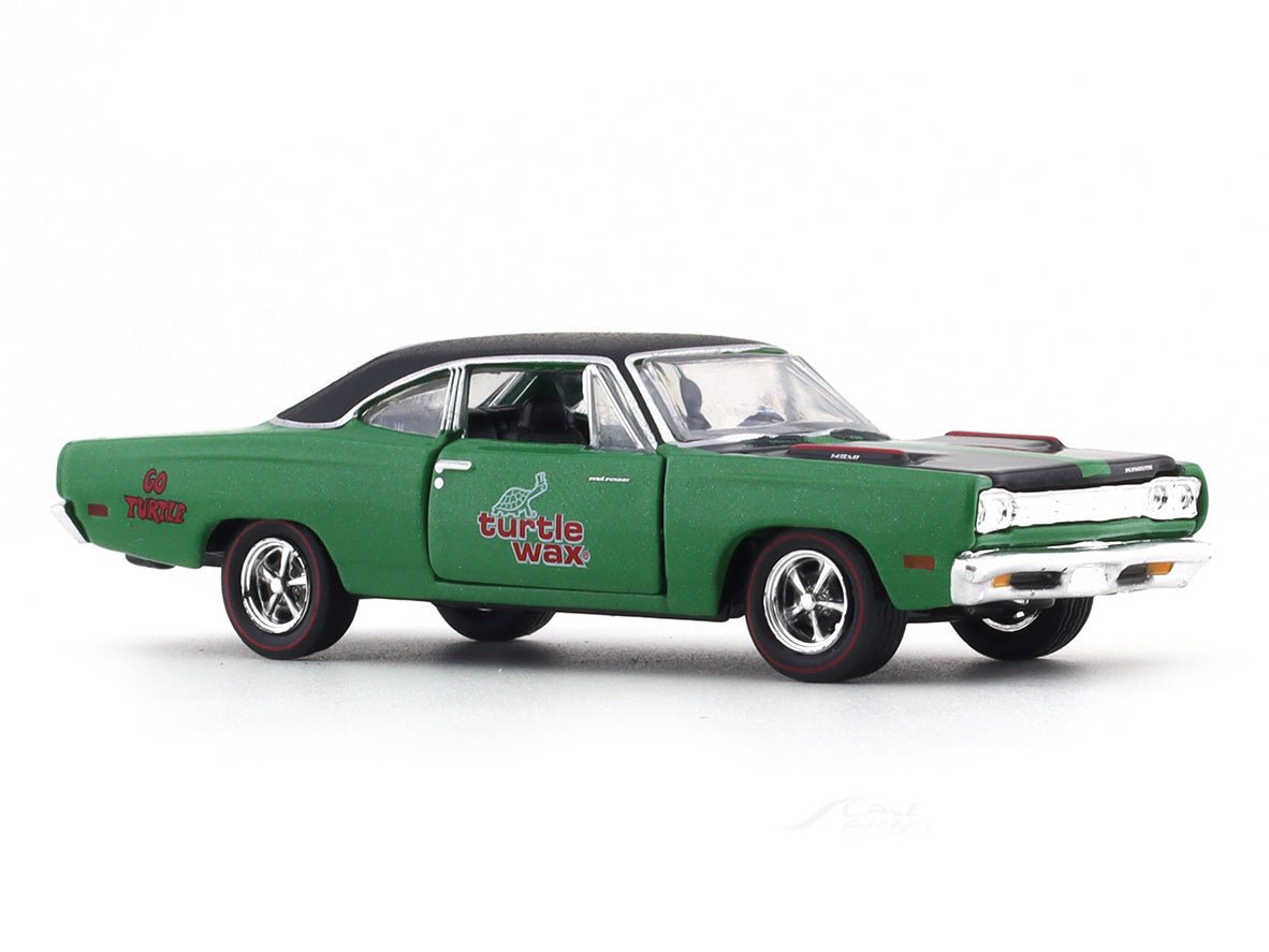 1969 Plymouth Road Runner “HEMI” 1:64 M2 Machines diecast scale model collectible