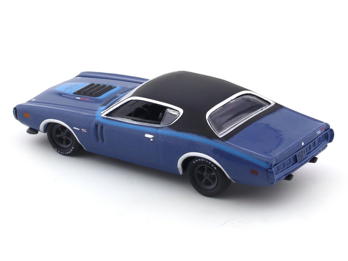 1971 Dodge Charger R/T 440-6-Pack blue 1:64 M2 Machines diecast scale model collectible