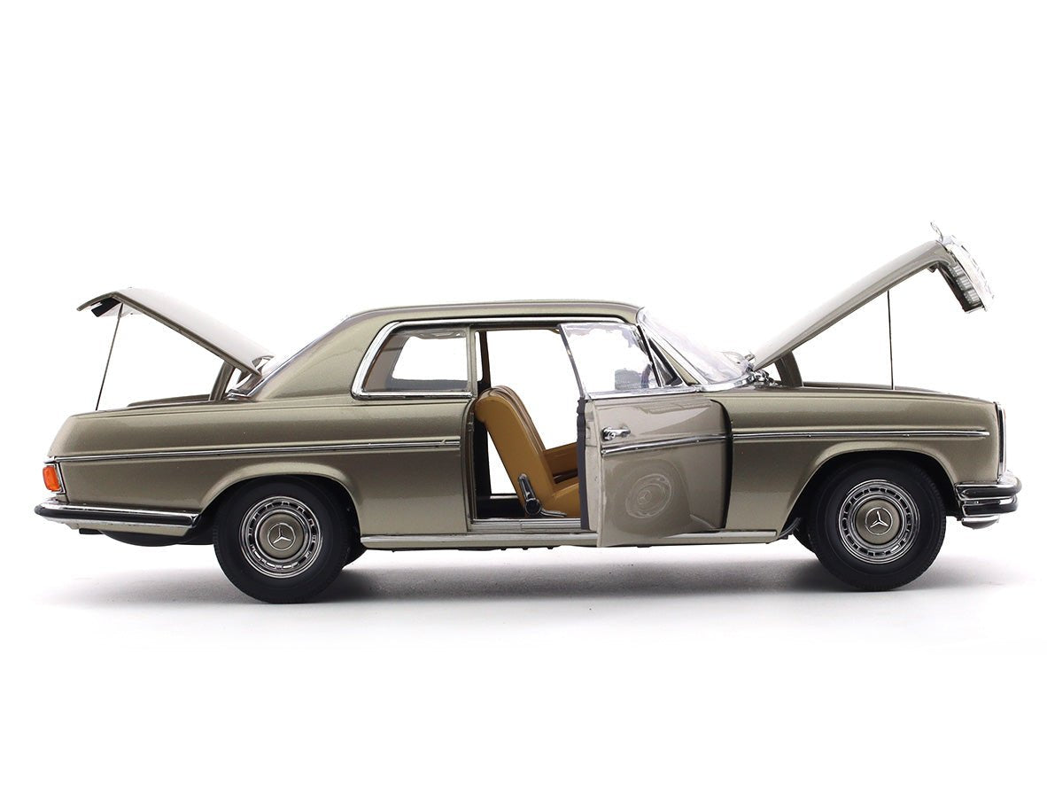 1973 Mercedes-Benz Strich 8 Coupe W114 1:18 SunStar diecast scale model car collectible
