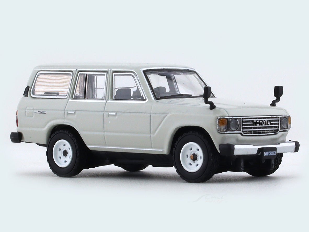 1981 Toyota Land Cruiser LC60 GX white 1:64 Hobby Japan diecast scale model collectible