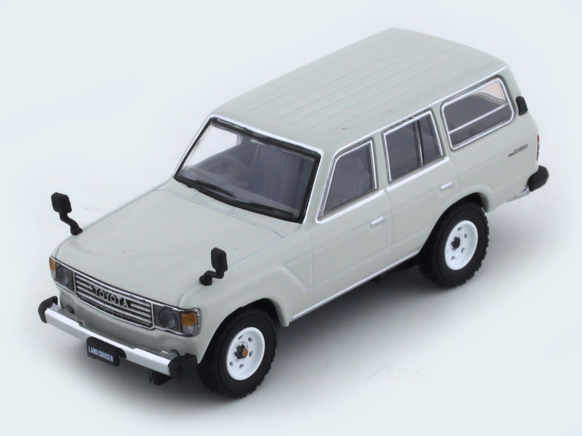 1981 Toyota Land Cruiser LC60 GX white 1:64 Hobby Japan diecast scale model collectible