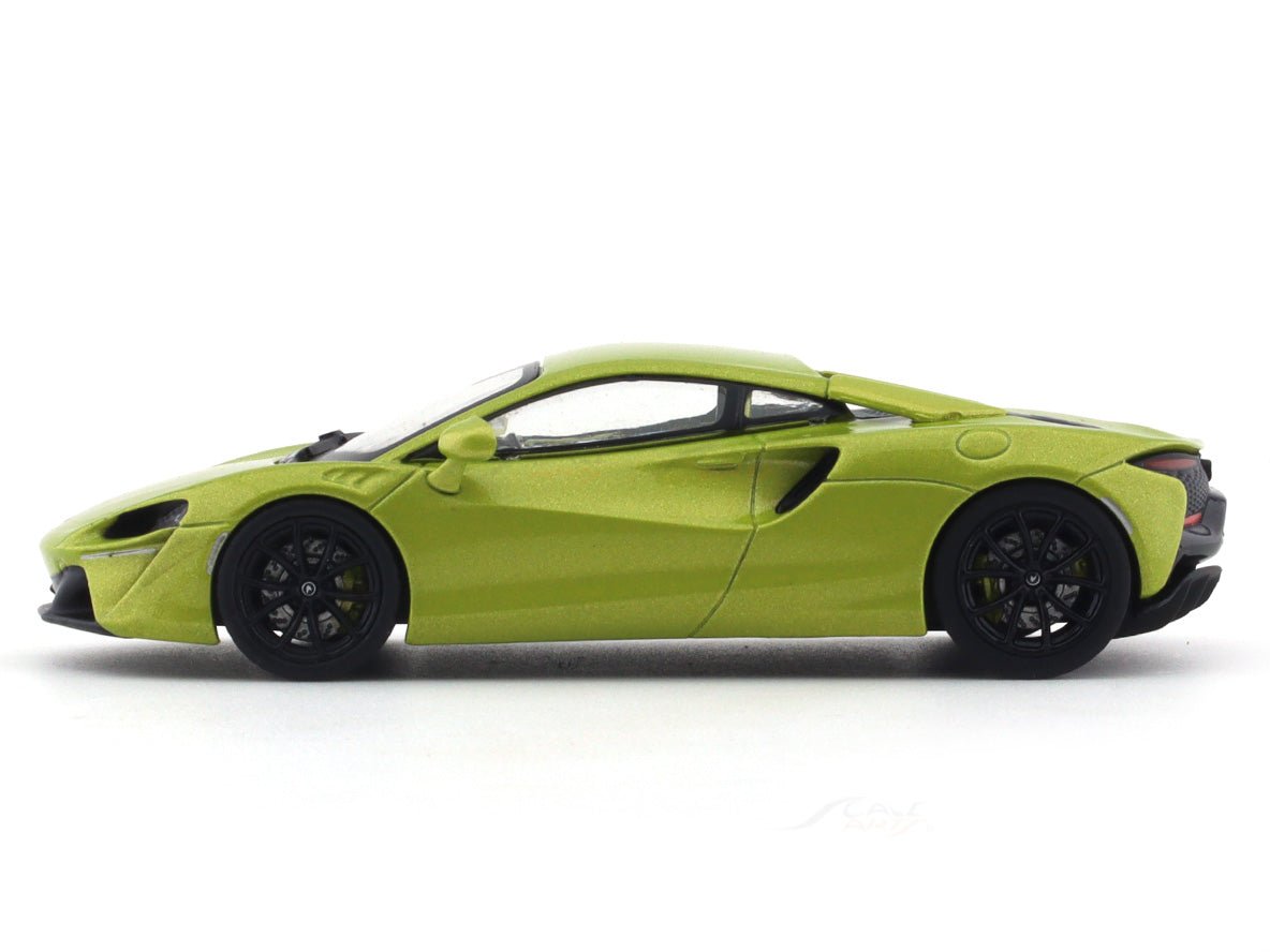 2021 McLaren Artura green 1:43 Solido diecast Scale Model collectible