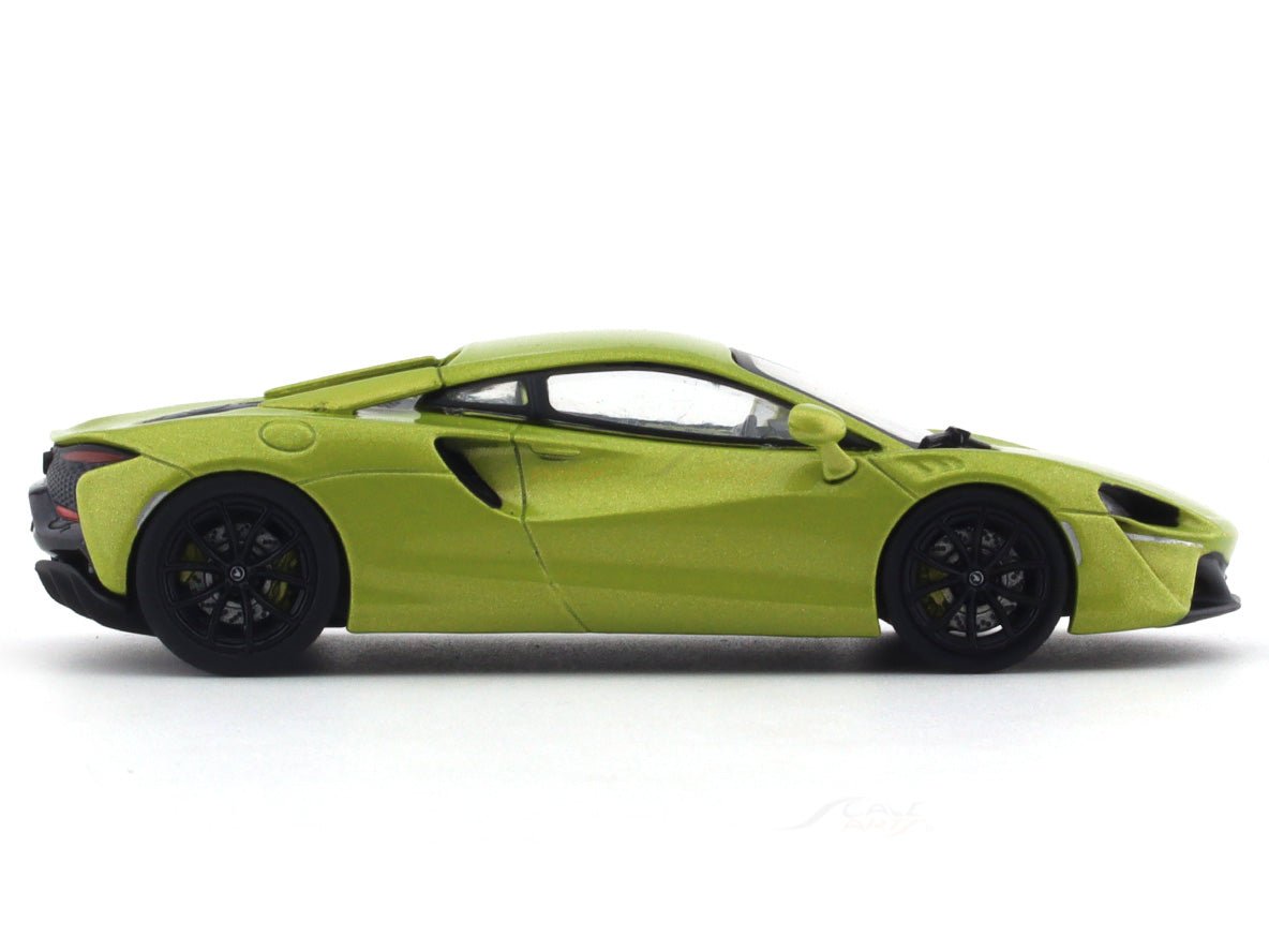 2021 McLaren Artura green 1:43 Solido diecast Scale Model collectible