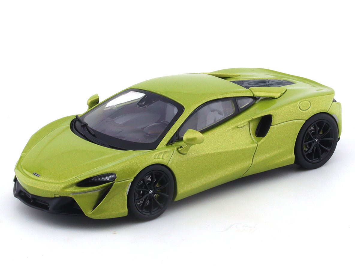 2021 McLaren Artura green 1:43 Solido diecast Scale Model collectible