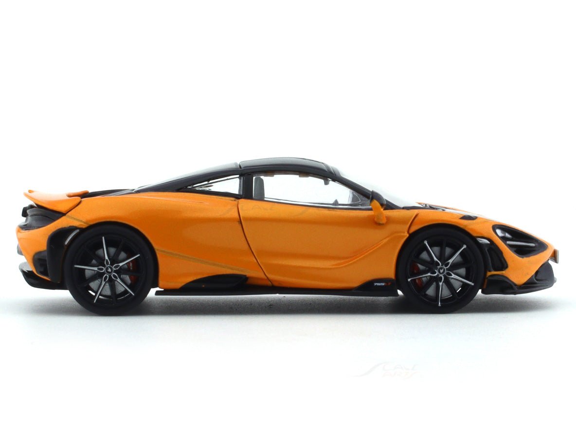 2020 McLaren 765LT V8-Biturbo orange 1:43 Solido diecast Scale Model collectible