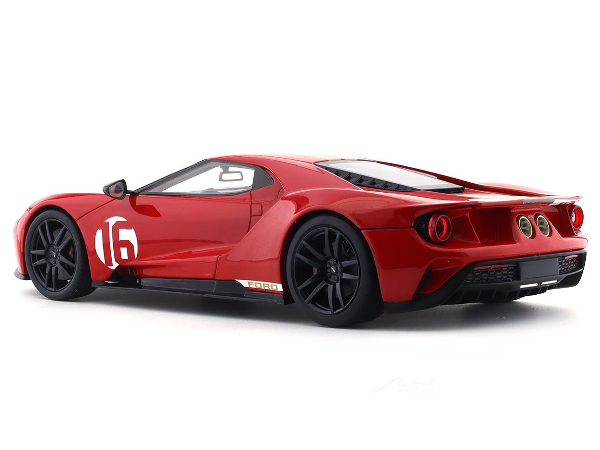 2022 Ford GT Alan Mann Heritage Edition 1:18 GT Spirit Scale Model collectible