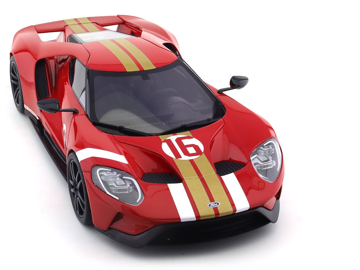 2022 Ford GT Alan Mann Heritage Edition 1:18 GT Spirit Scale Model collectible