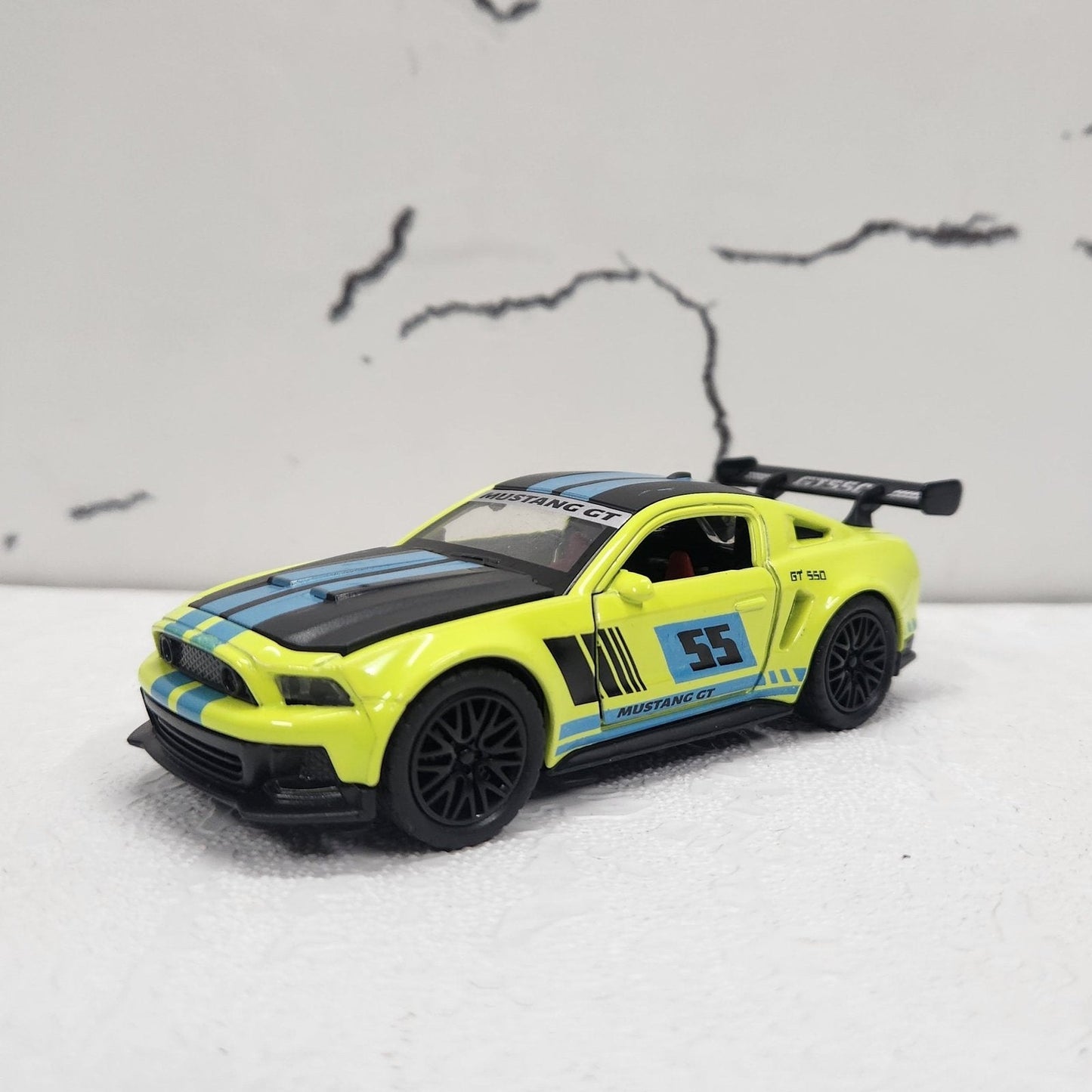 Mustang GT Diecast Model Car 1:43