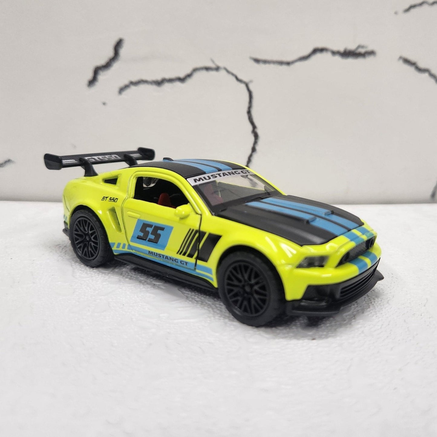 Mustang GT Diecast Model Car 1:43