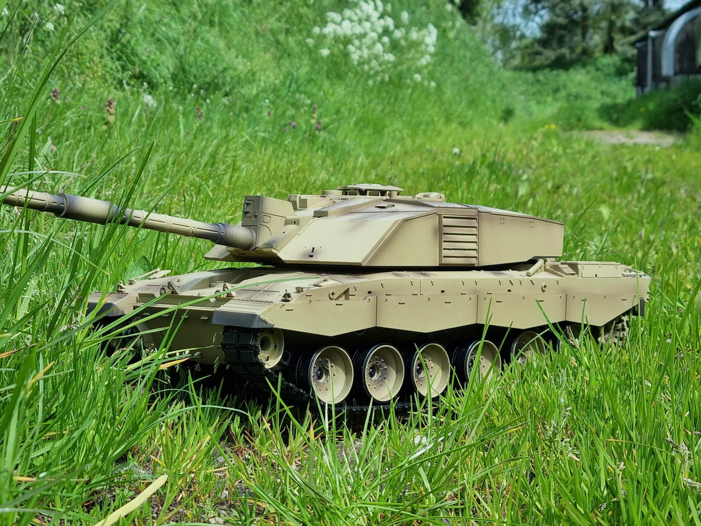 BB Firing Heng Long Challenger 2 Radio Remote Controlled RC Tank Model 1/16 UK 2.4G Smoke Sound Infrared Metal Suspension Arms Version 7
