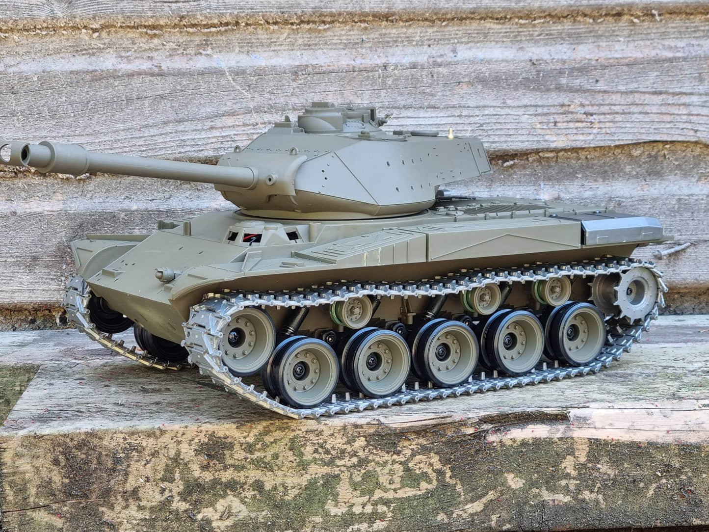 Bulldog 7 Smoke Sound BB Infrared RC Tank
