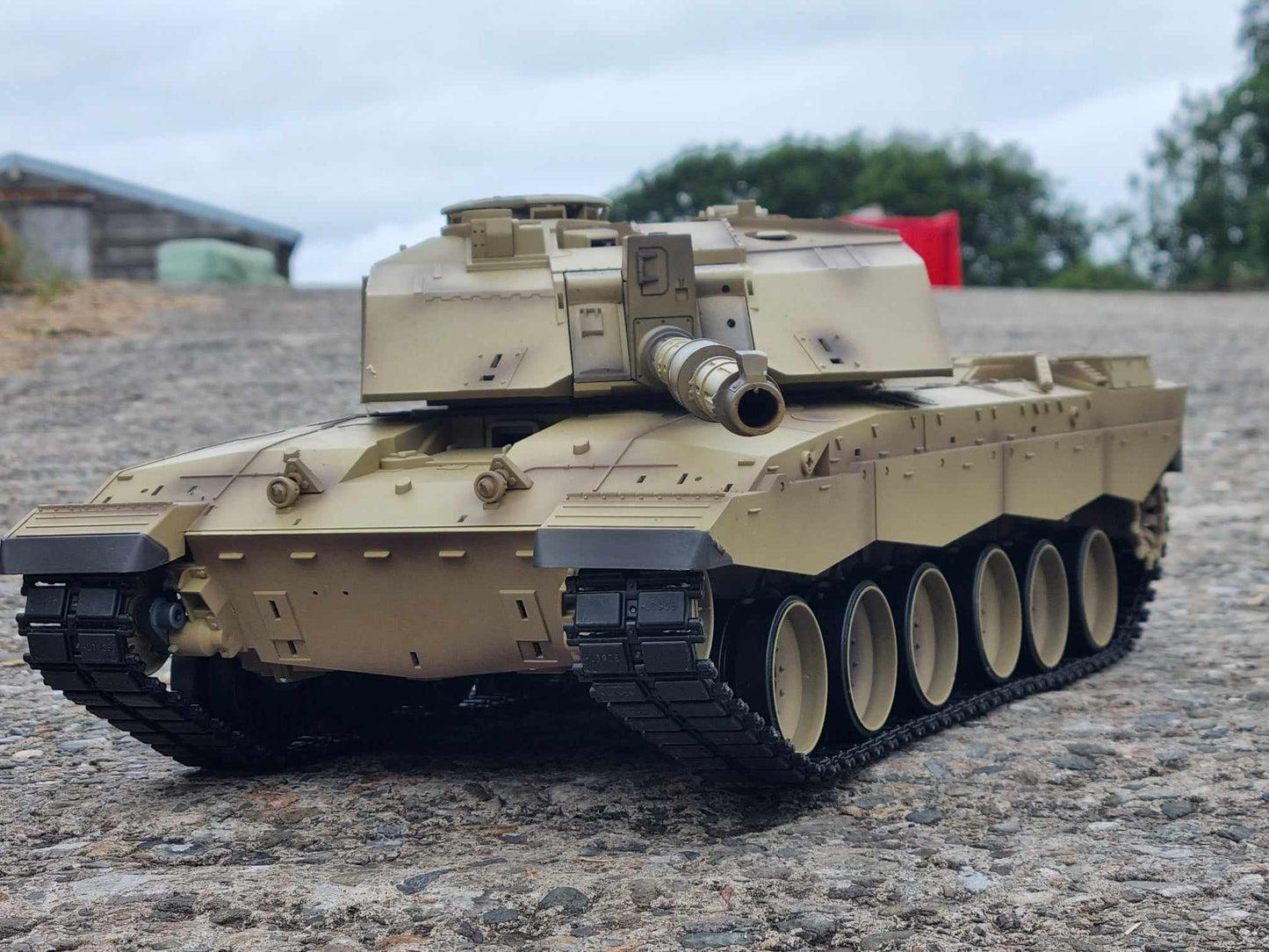 BB Firing Heng Long Challenger 2 Radio Remote Controlled RC Tank Model 1/16 UK 2.4G Smoke Sound Infrared Metal Suspension Arms Version 7