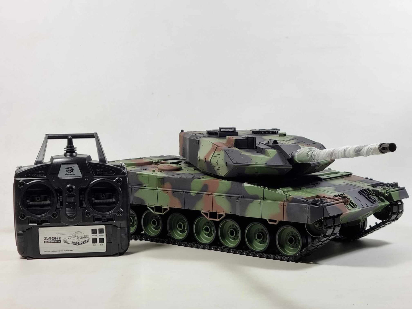 Remote Control R/C Model Heng long 3889-1 1/16 2.4G German Leopard A6 RC Tank Version 7 METAL SUSPENSION