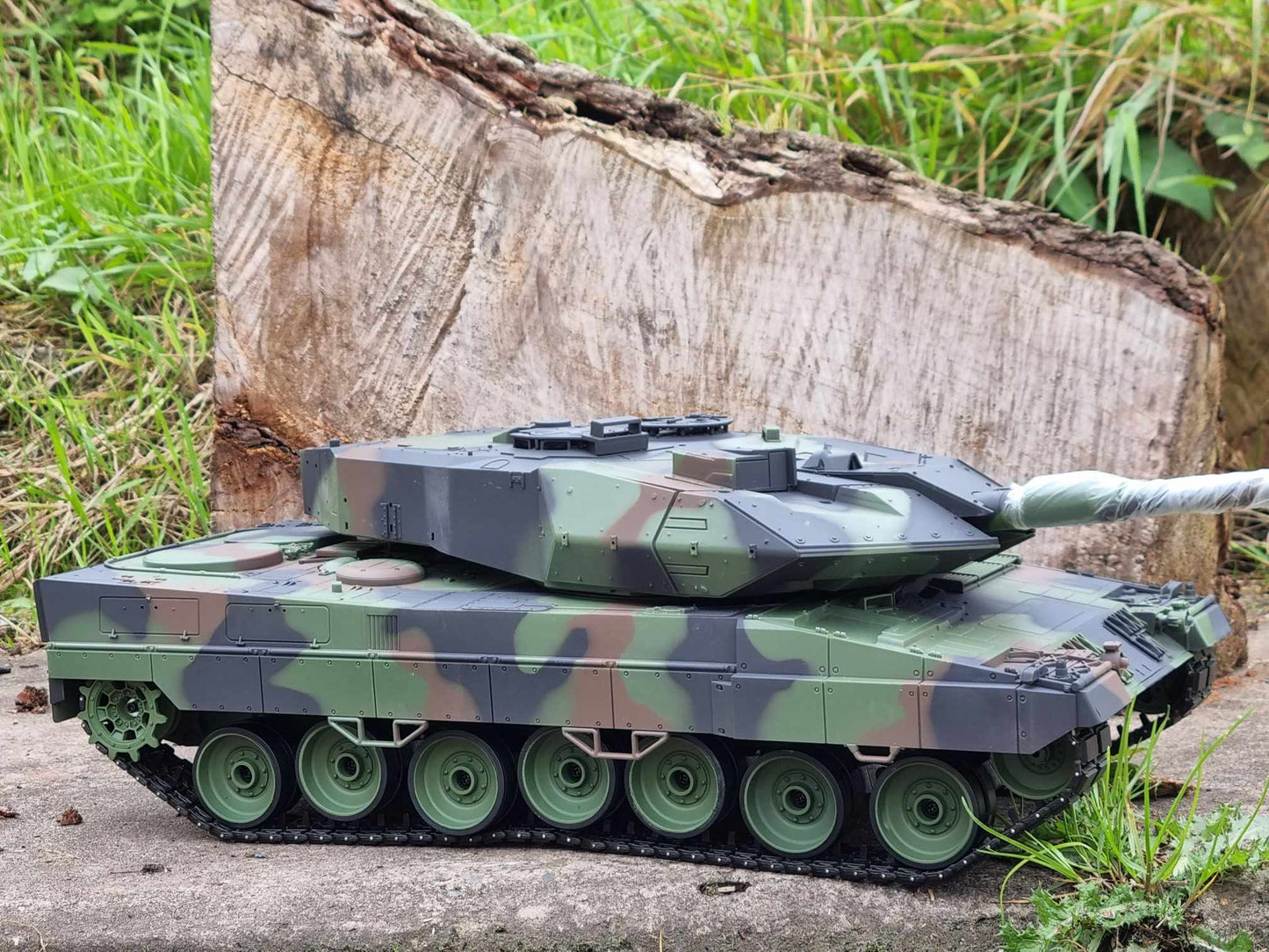 Remote Control R/C Model Heng long 3889-1 1/16 2.4G German Leopard A6 RC Tank Version 7 METAL SUSPENSION