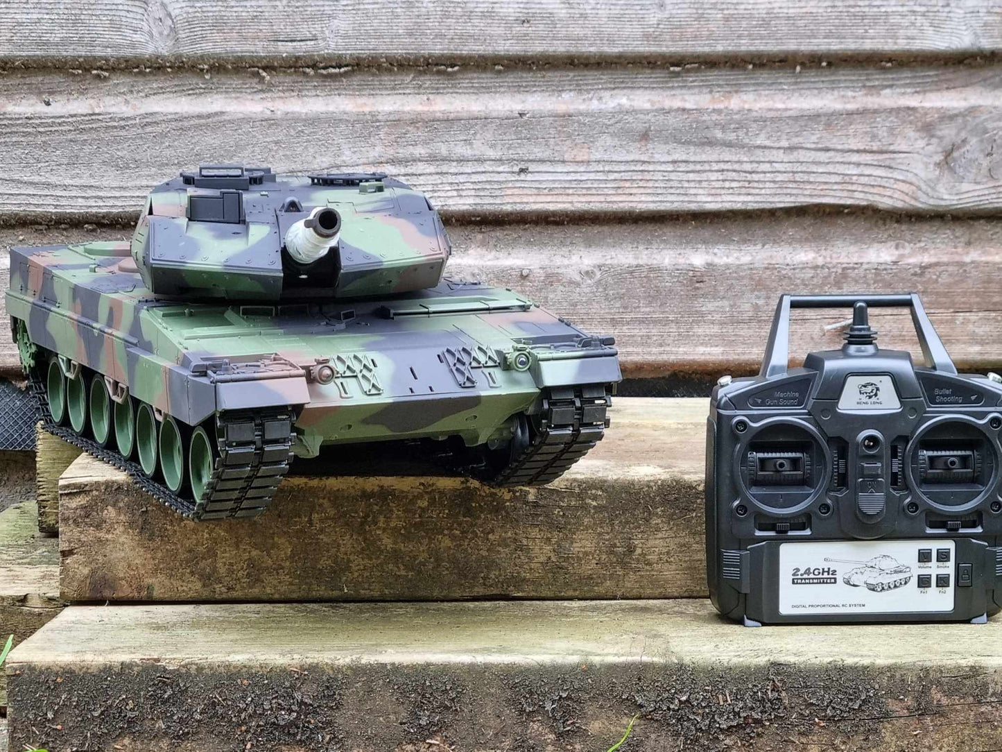 Remote Control R/C Model Heng long 3889-1 1/16 2.4G German Leopard A6 RC Tank Version 7 METAL SUSPENSION