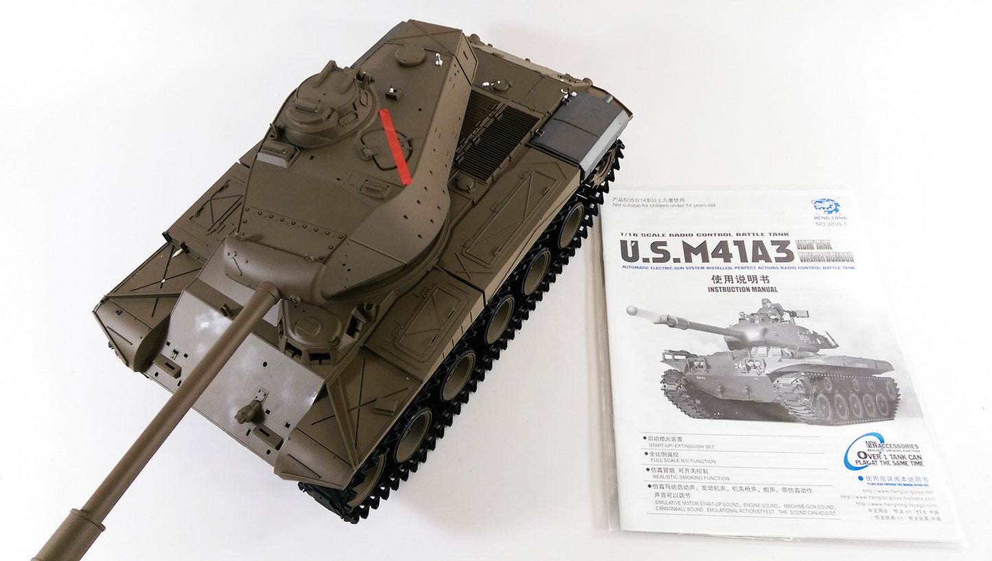 RC 1:16 Heng Long BB Firing Walker Bulldog Tank Remote Control LATEST Version 7 Twin Sound 2.4G RC USA M41A3 Smoking Army Battle Tank INFRARED