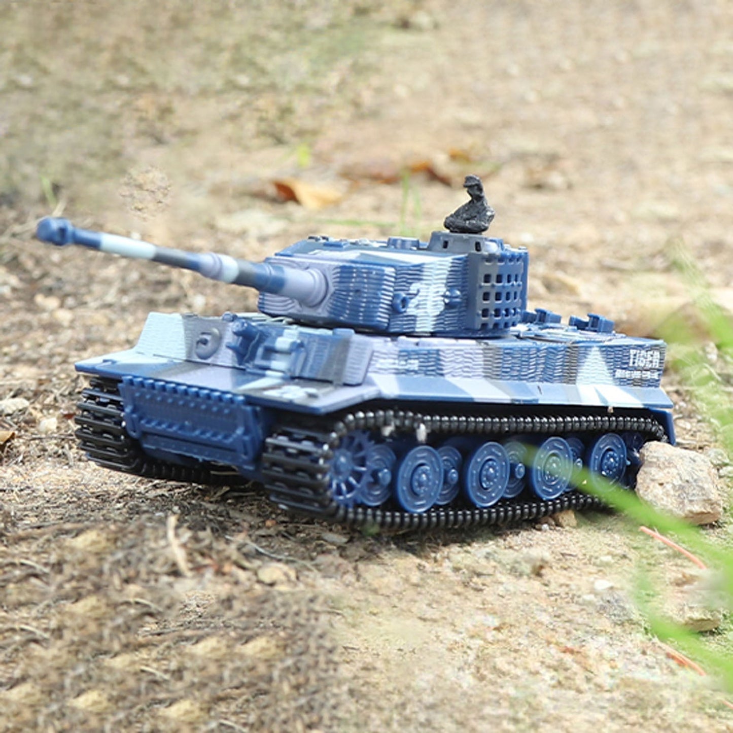 1:72 Ready to Run Mini Tank RC German Tiger Toy WW2 Battle Tank Easy Model 2.4G Painted and Assembled for Multiplayer Games