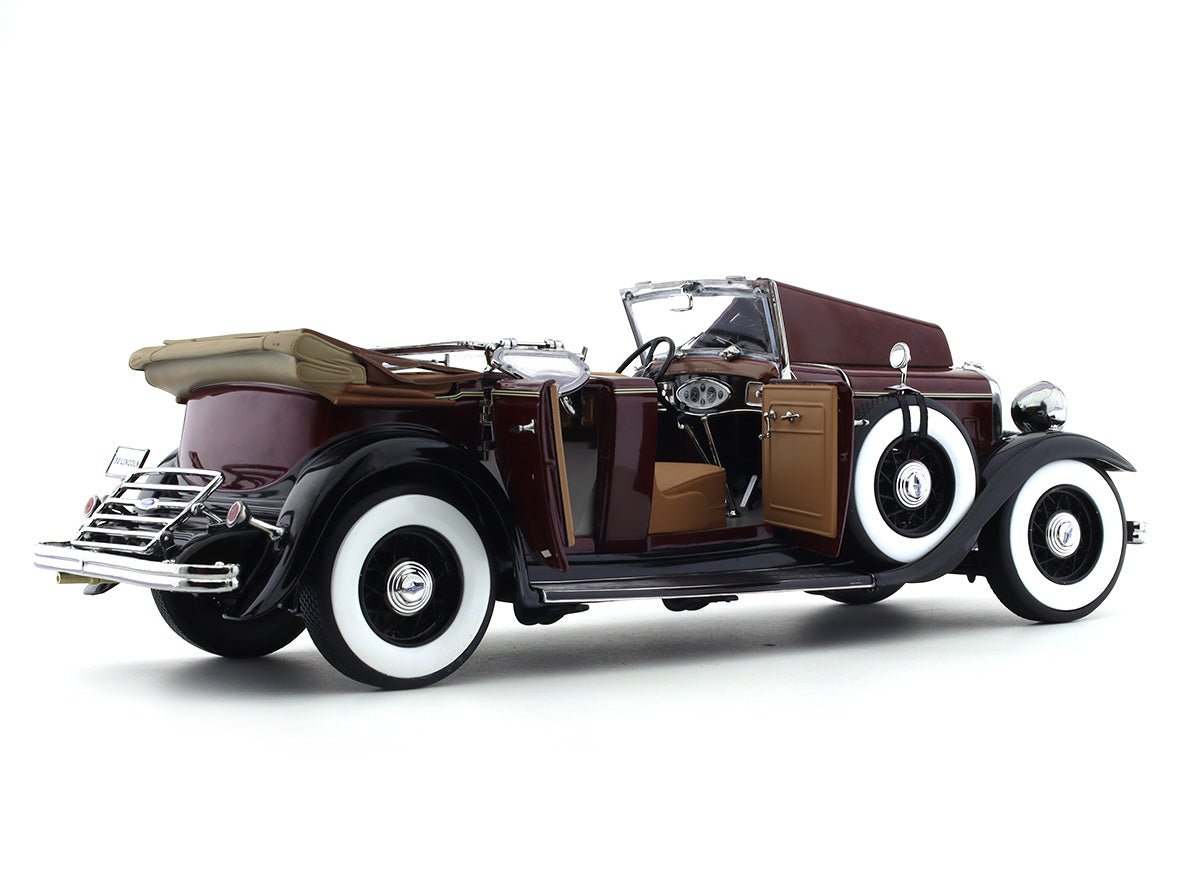 1932 Ford Lincoln KB Maroon 1:18 SunStar diecast scale model car collectible