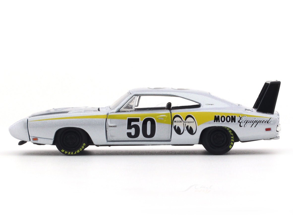 1969 Dodge Charger Daytona HEMI “MOONEYES” 1:64 M2 Machines diecast scale model collectible