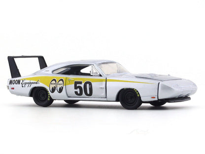 1969 Dodge Charger Daytona HEMI “MOONEYES” 1:64 M2 Machines diecast scale model collectible