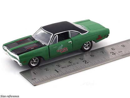 1969 Plymouth Road Runner “HEMI” 1:64 M2 Machines diecast scale model collectible