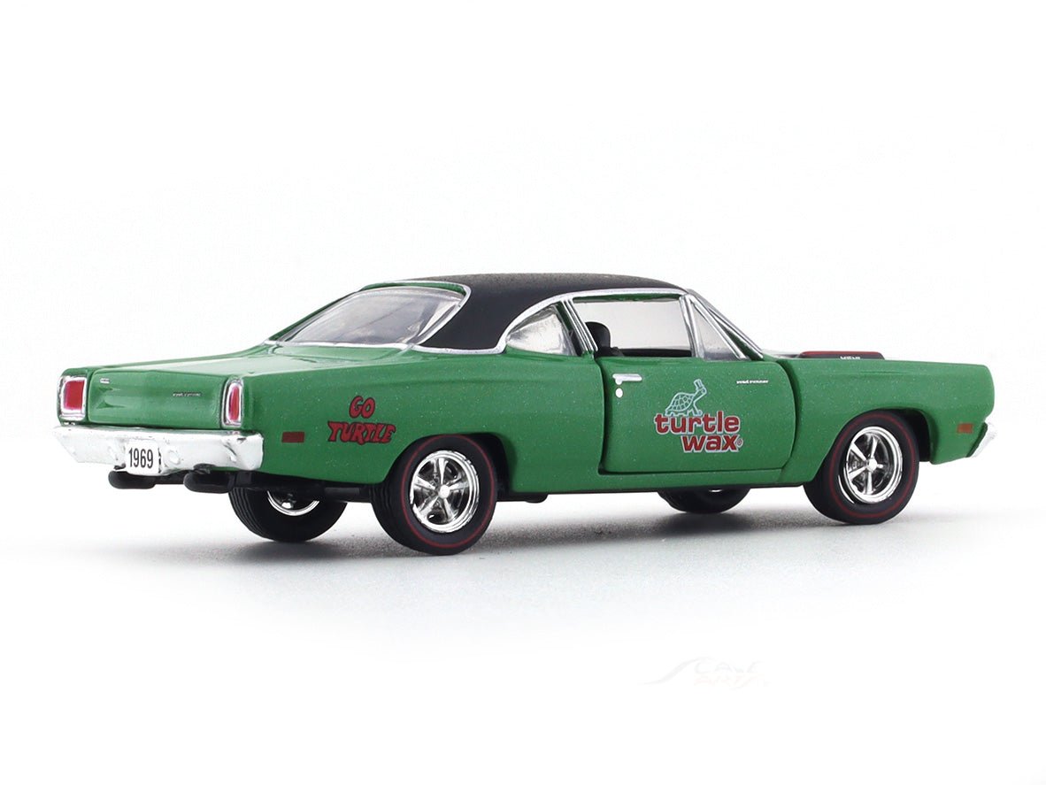 1969 Plymouth Road Runner “HEMI” 1:64 M2 Machines diecast scale model collectible