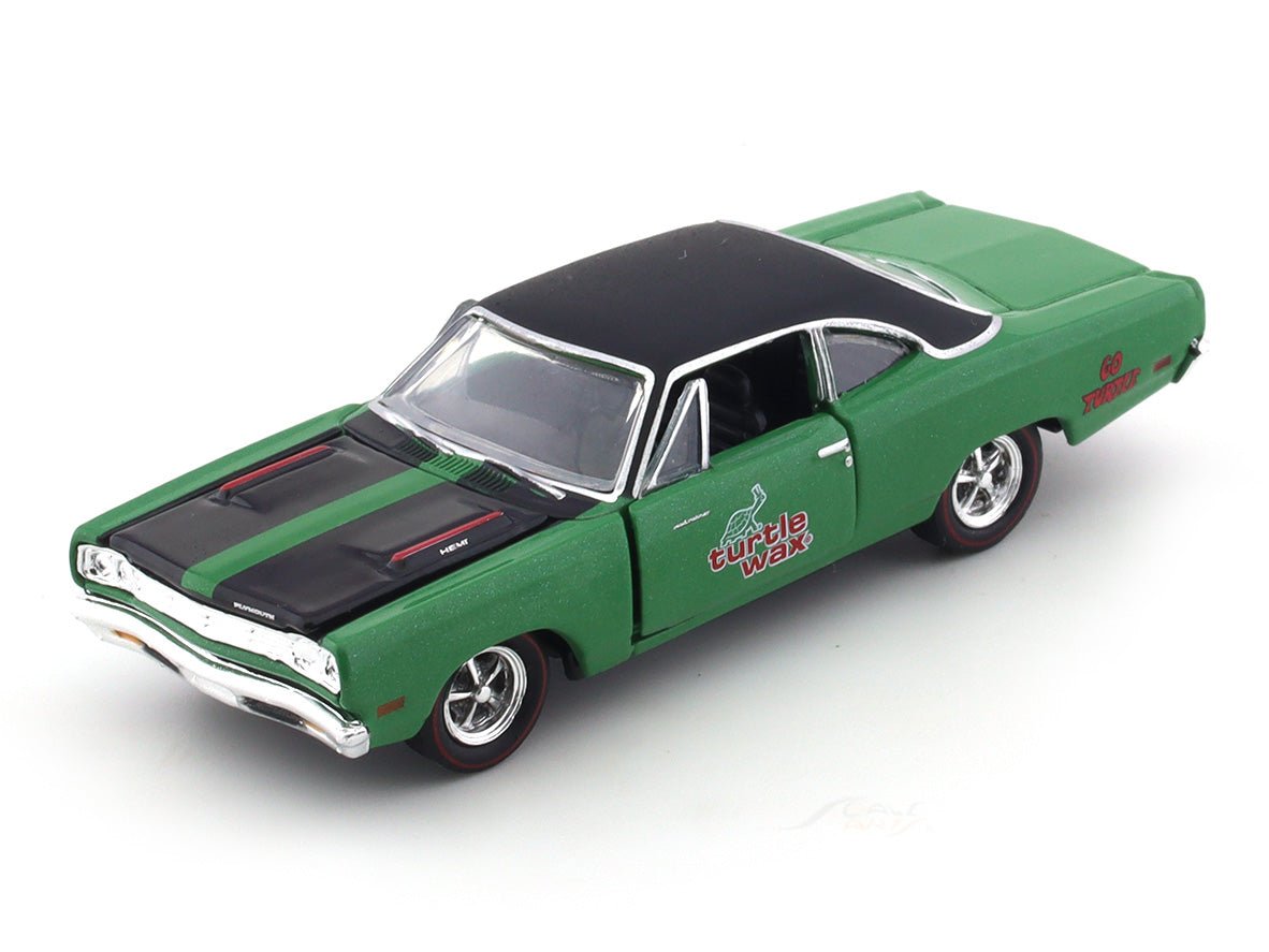 1969 Plymouth Road Runner “HEMI” 1:64 M2 Machines diecast scale model collectible