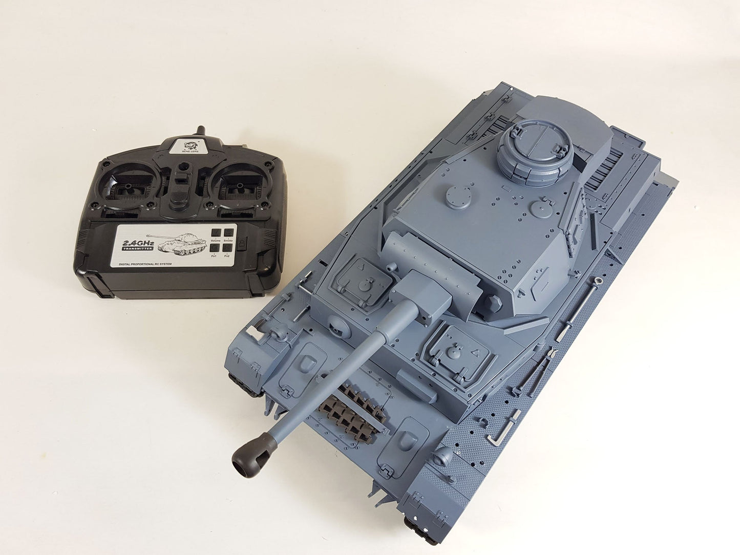 Radio Remote Control BB Shoot Tank 1/16 2.4G Smoking Infrared