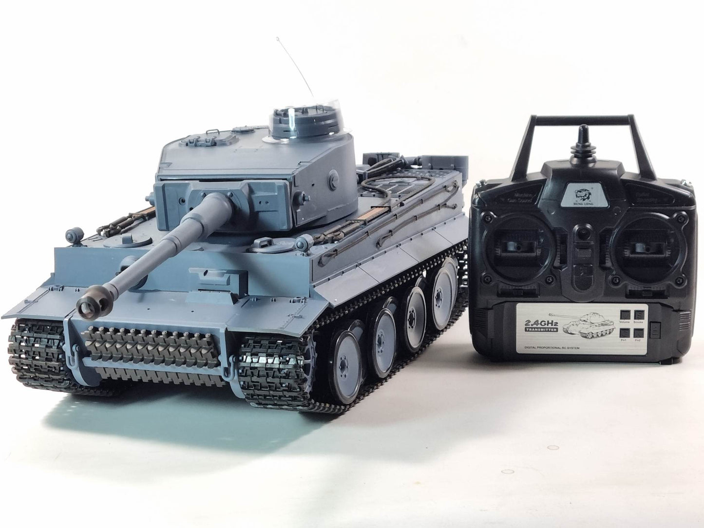 Tiger I V7 with Infrared Battle System (2.4Ghz + Shooter + Smoke + Sound)