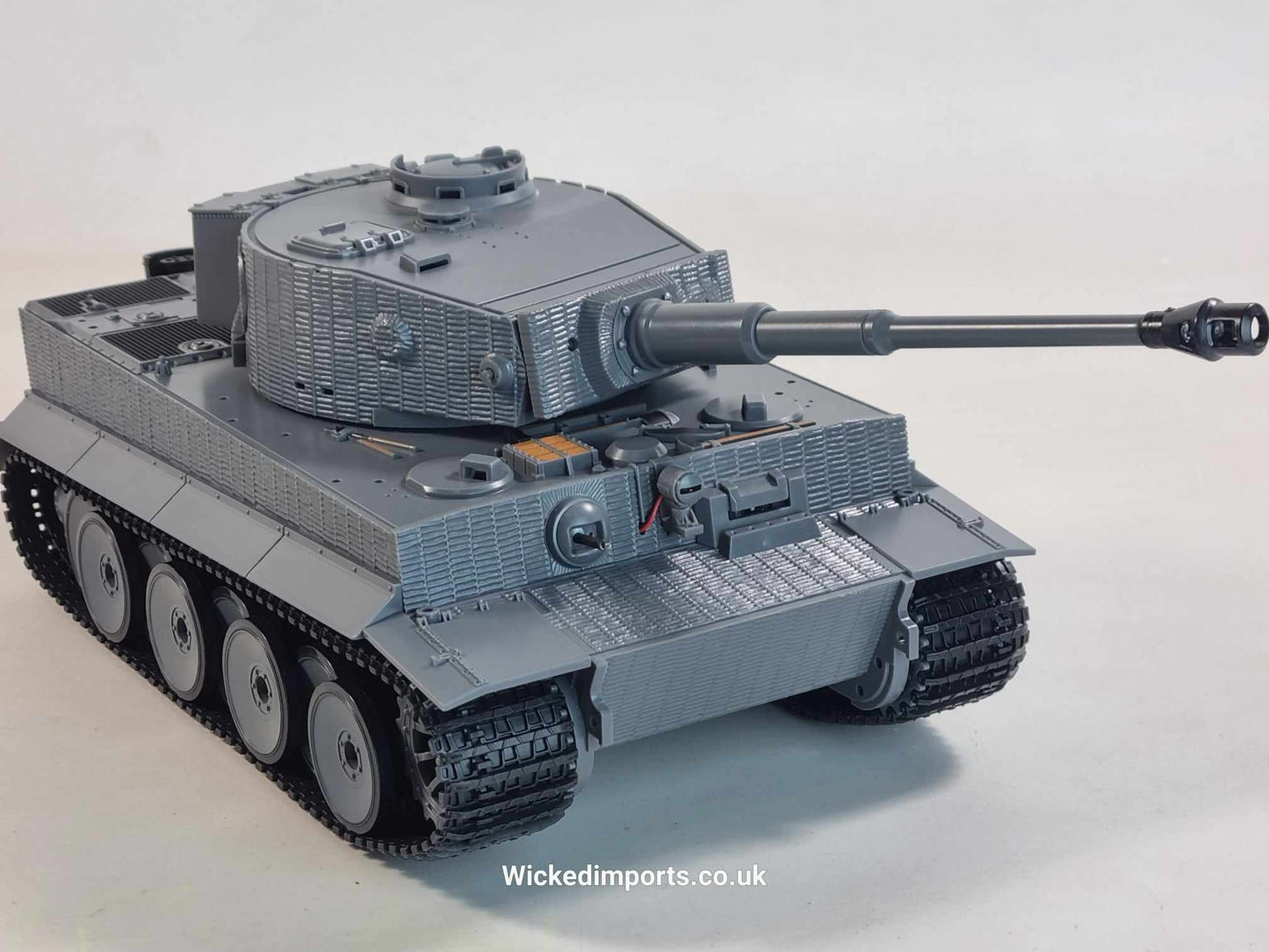 Waltersons Heng Long 1/24 Tiger 1 Infrared Battle Model Tank Radio Control 1080 Turret Real sound