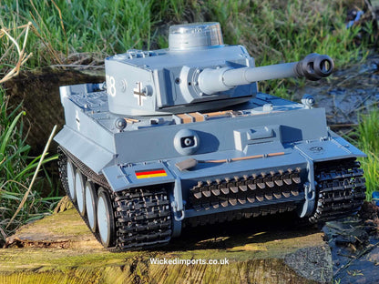 Tiger I V7 with Infrared Battle System (2.4Ghz + Shooter + Smoke + Sound)