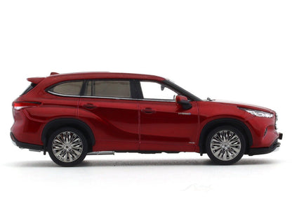 Toyota Highlander Hybrid red 1:64 LCD diecast scale model collectible
