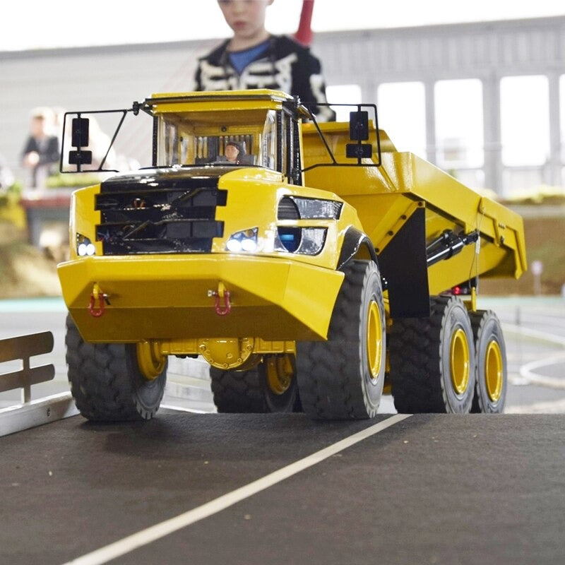 VOLVO A40G RC HYDRAULIC HAULER | JDM 166